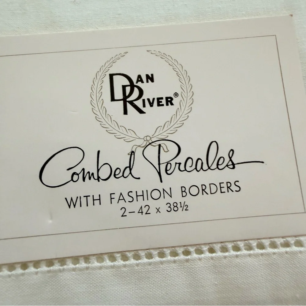 NOS Dan River Combed Percales Fashion Borders Cotton Two Pillowcases 42 x 38 1/2